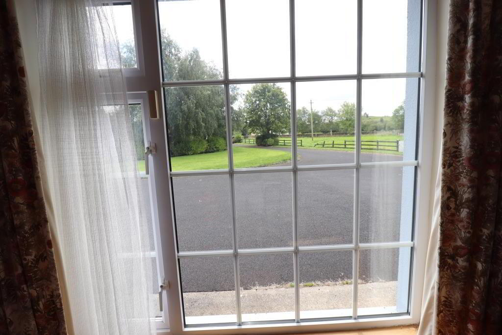 Leacailbhe 56 of 98