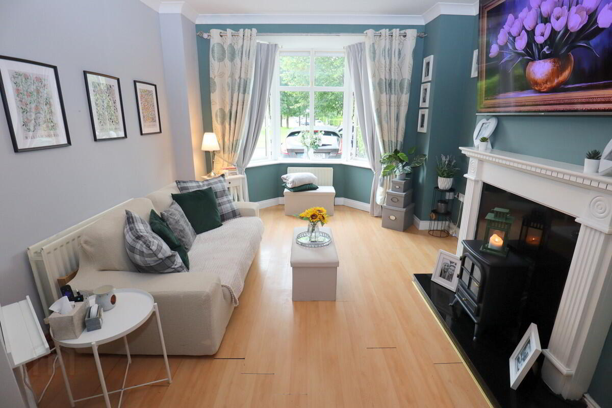 27 Park Court 2 of 18
