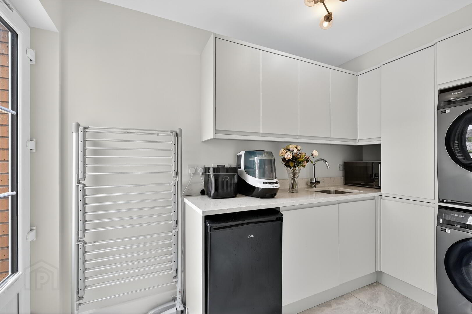 31 Bashford Park Hill 12 of 37
