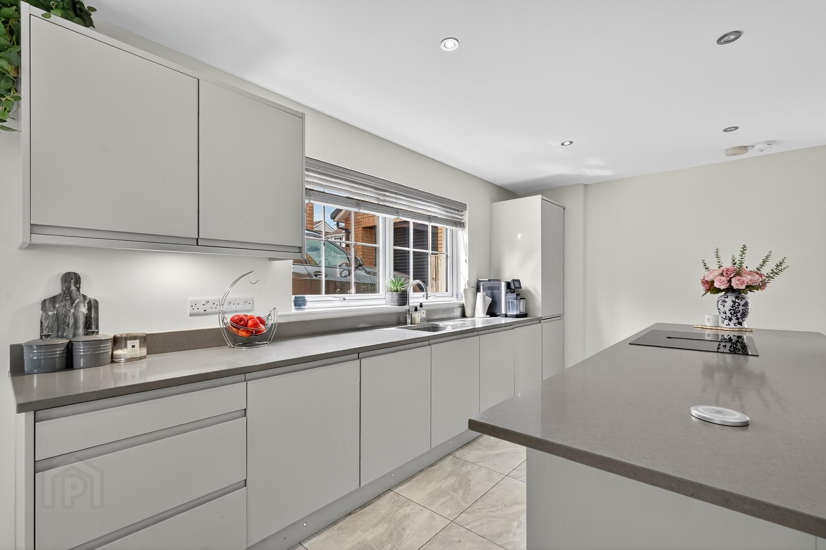 31 Bashford Park Hill 16 of 37