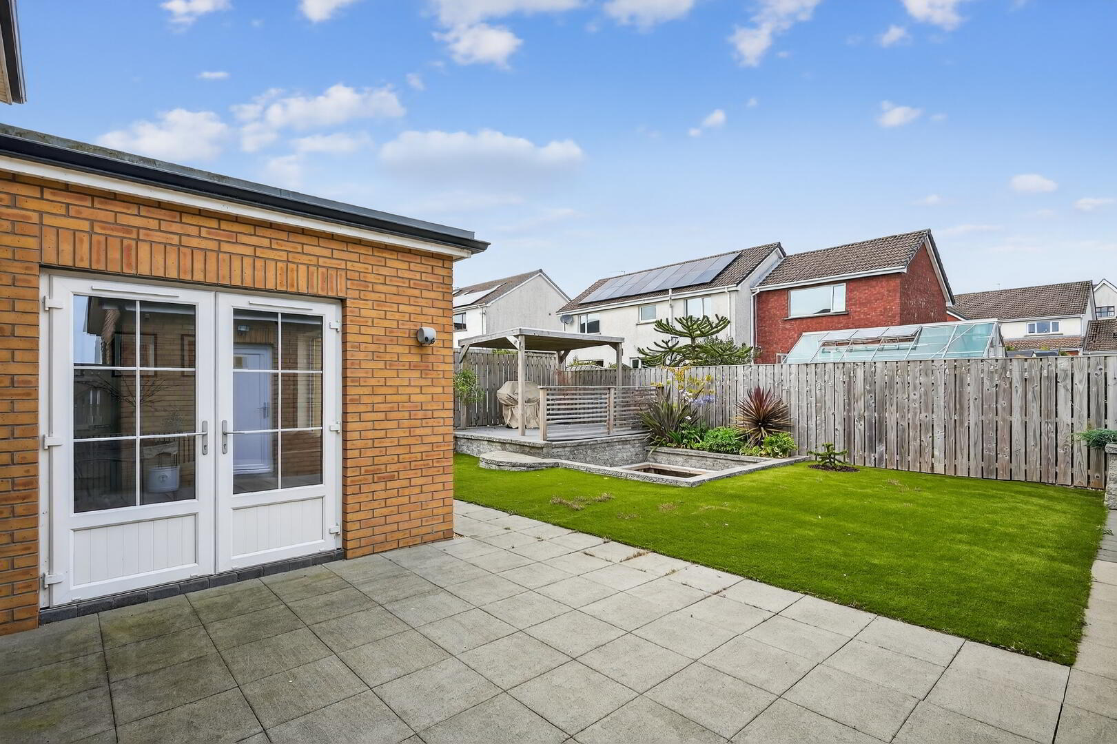 31 Bashford Park Hill 33 of 37