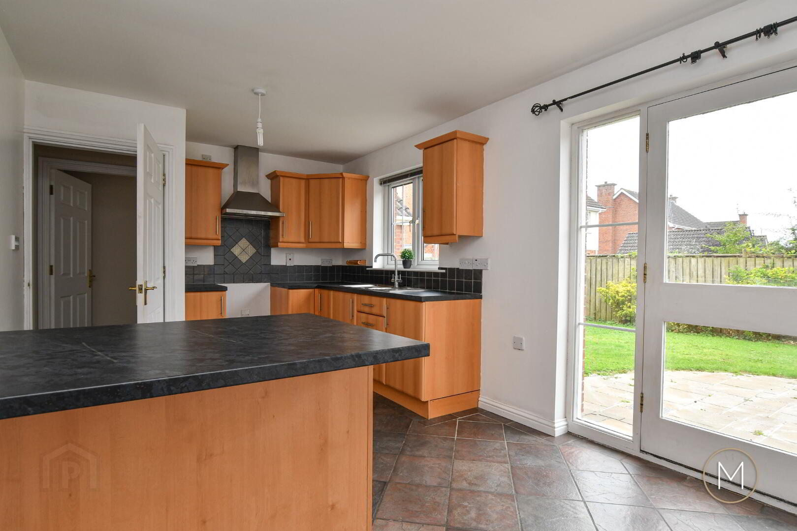 5 Carnbeg Avenue 16 of 40