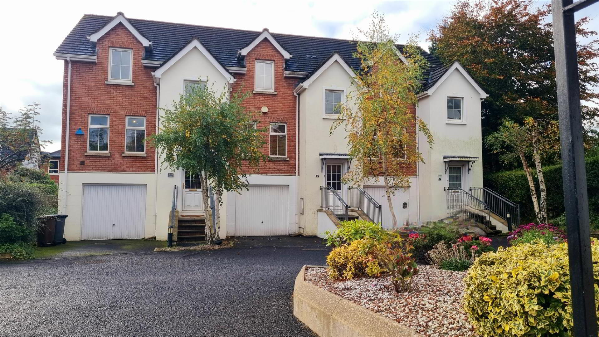 91b Kings Road 1 of 15