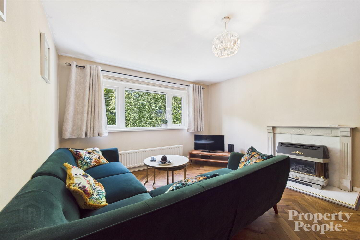 124 Annadale Flats 6 of 19