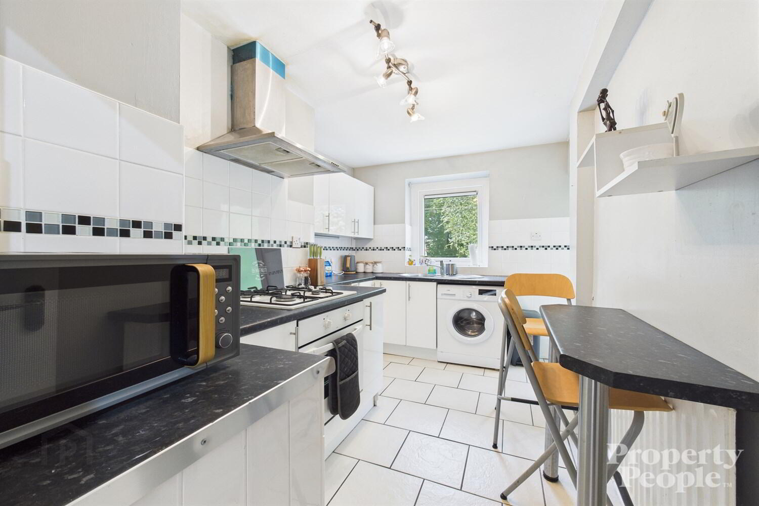 124 Annadale Flats 9 of 19