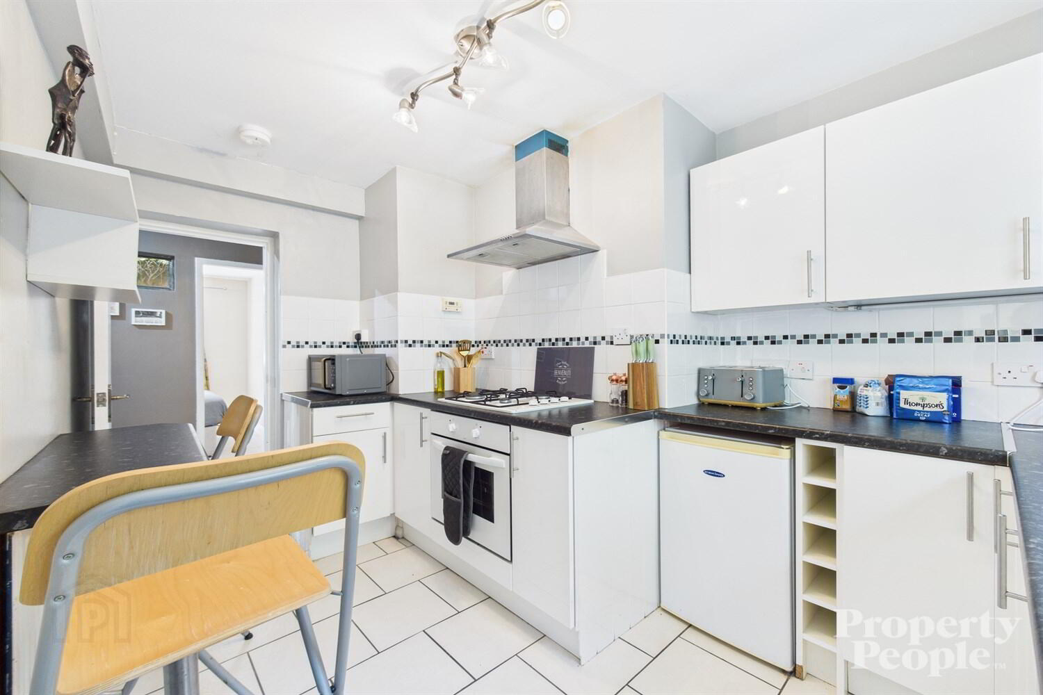 124 Annadale Flats 10 of 19