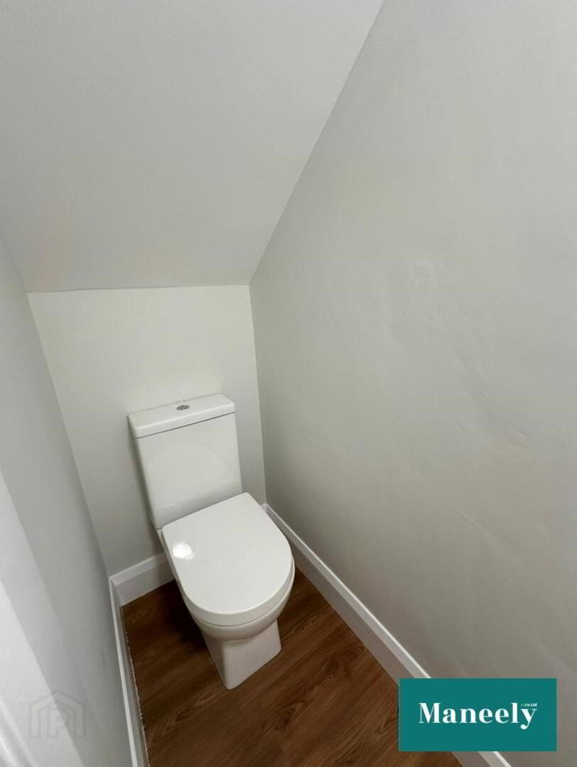 Rooms For Rent, Town Centre 11 of 20