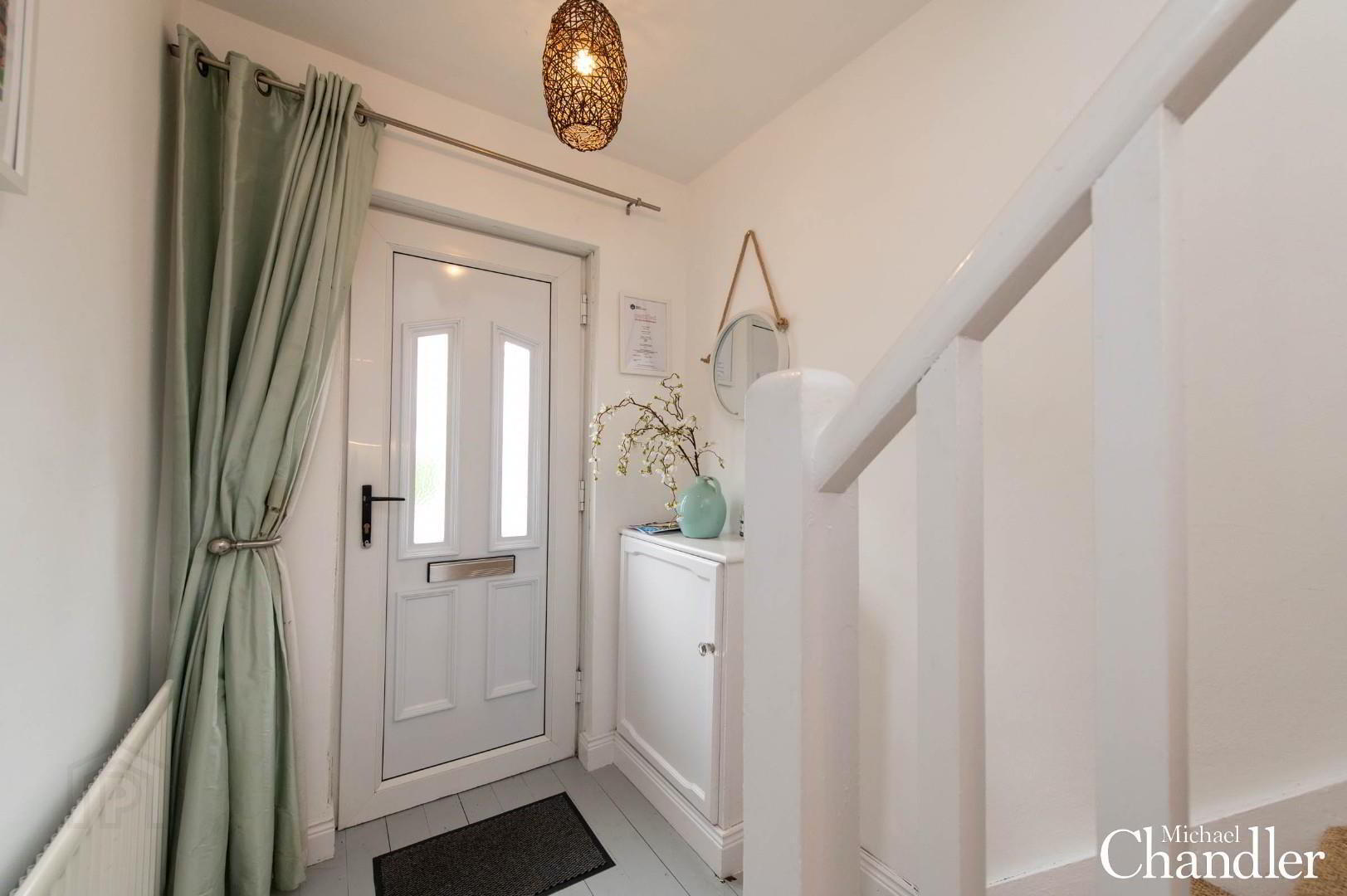 11 Ravenhill Crescent 2 of 19