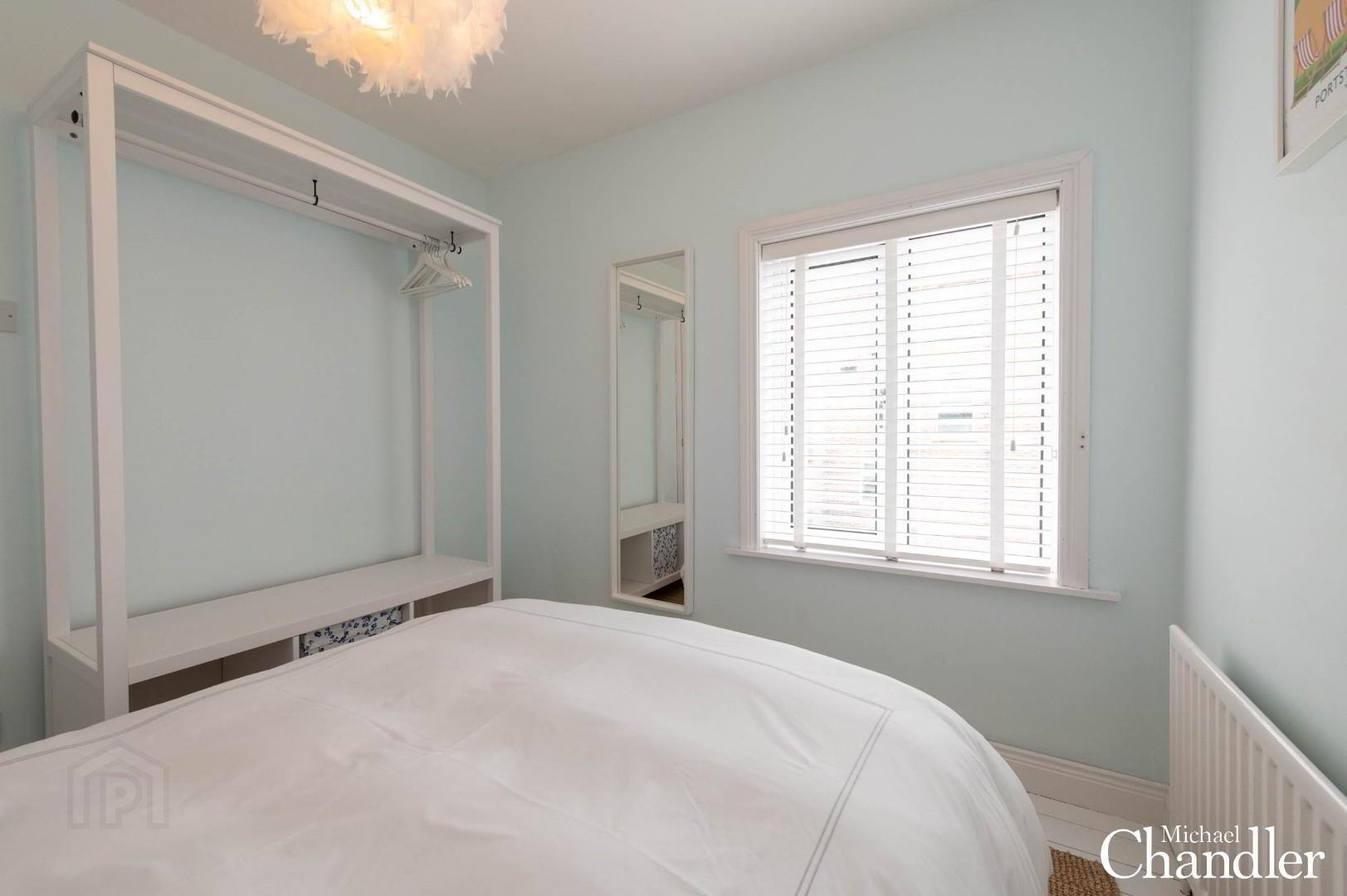 11 Ravenhill Crescent 15 of 19