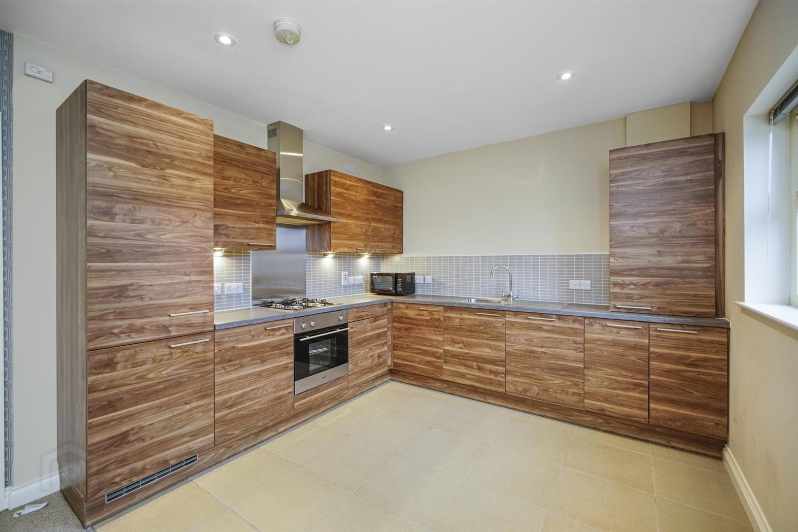 Apt 62, Coopers Mill Court 7 of 12