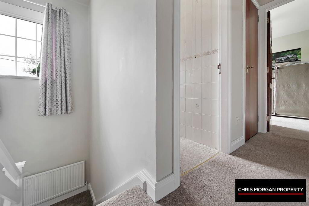 6 Ballynasaggart Road 12 of 27