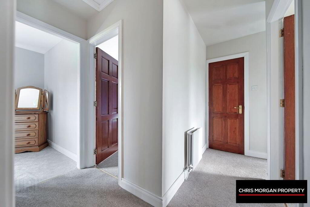 6 Ballynasaggart Road 13 of 27