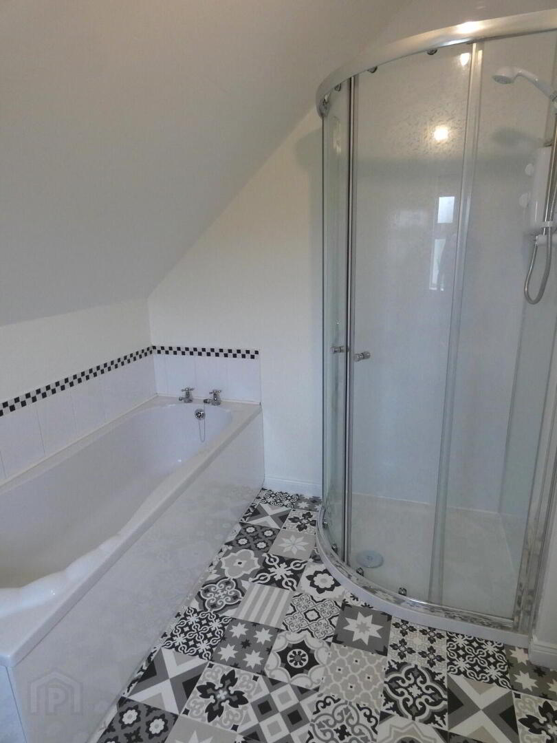 8 Kirkview Court 23 of 27