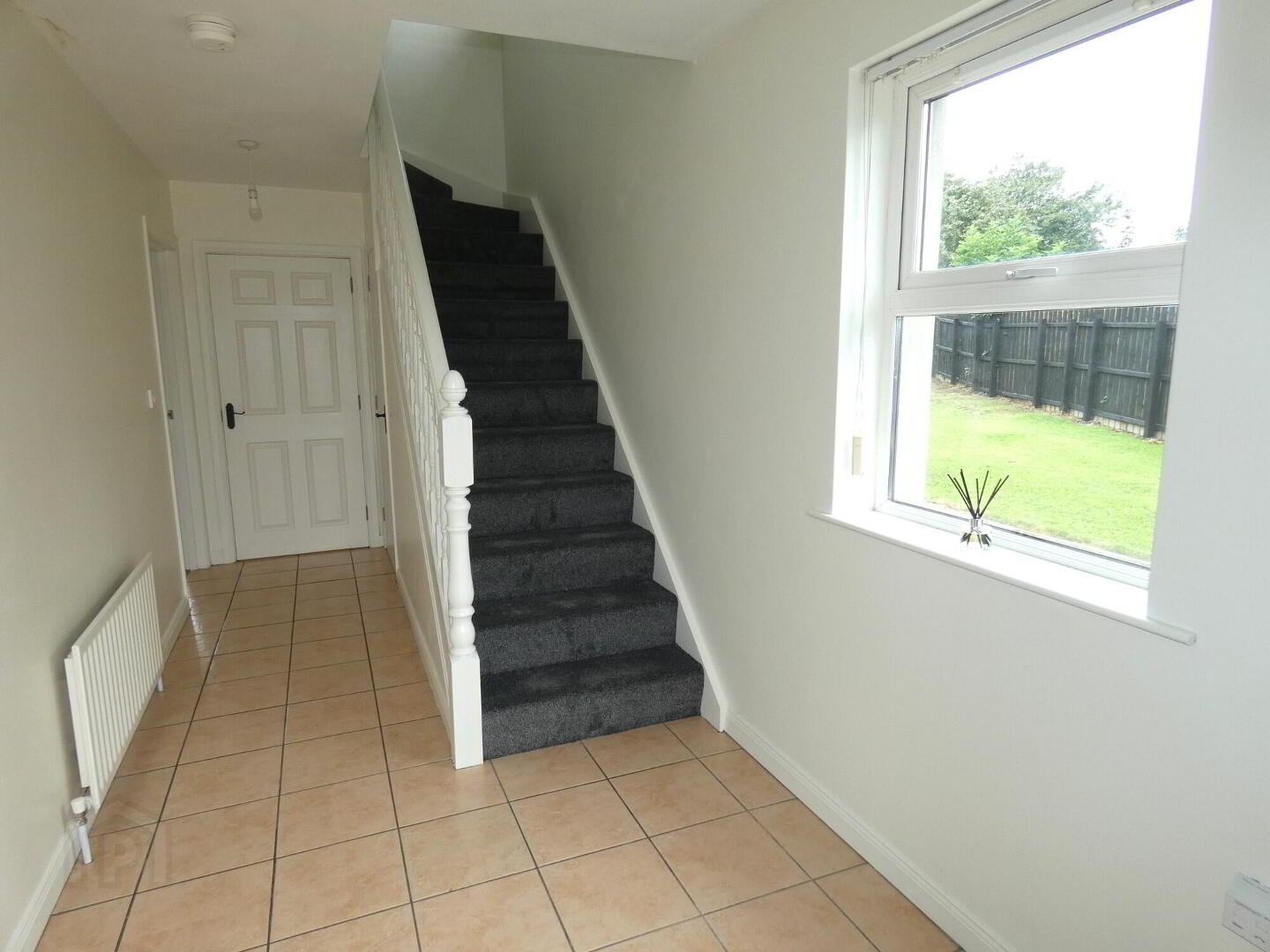 8 Kirkview Court 13 of 27
