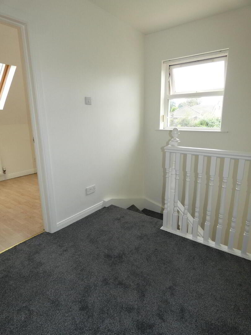 8 Kirkview Court 17 of 27