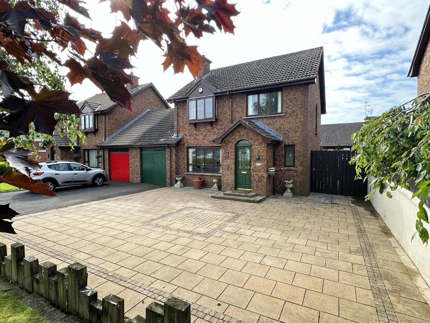 7 Grove Hill 2 of 26