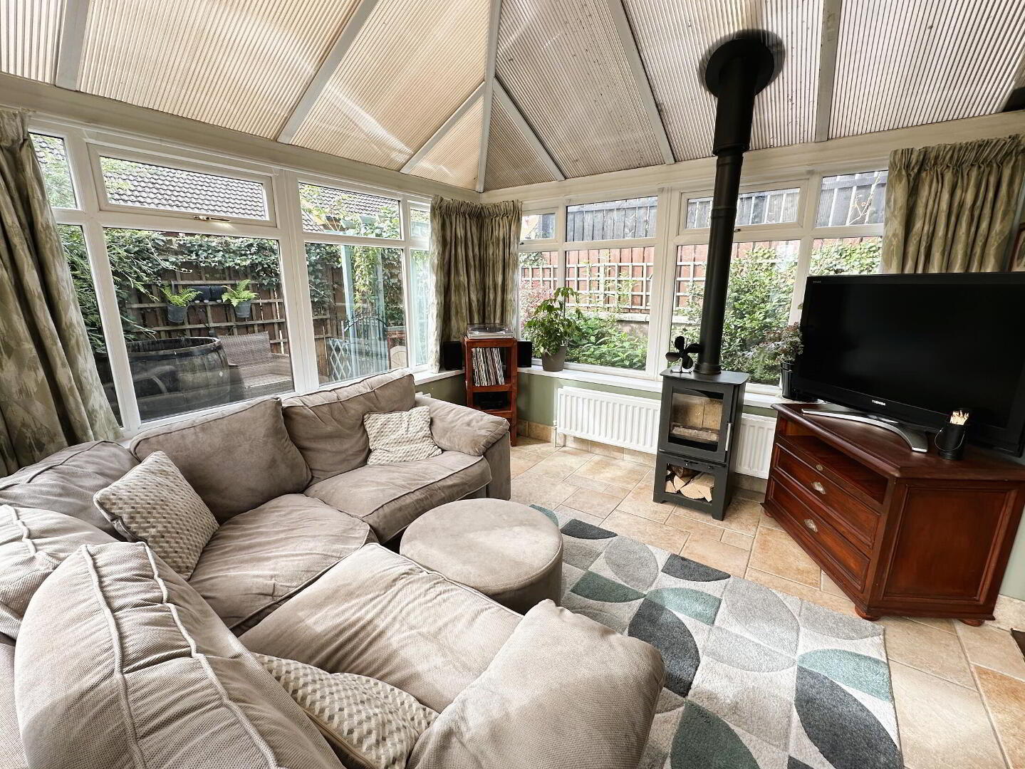 7 Grove Hill 12 of 26