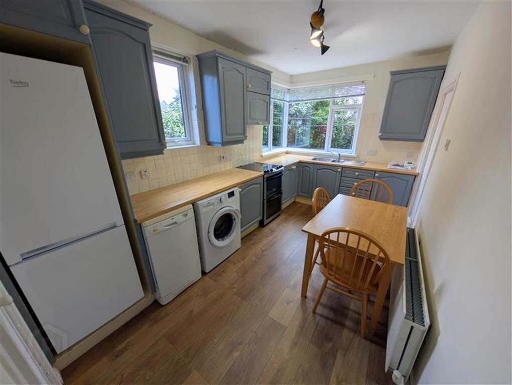 60 Sandhurst Drive 5 of 13