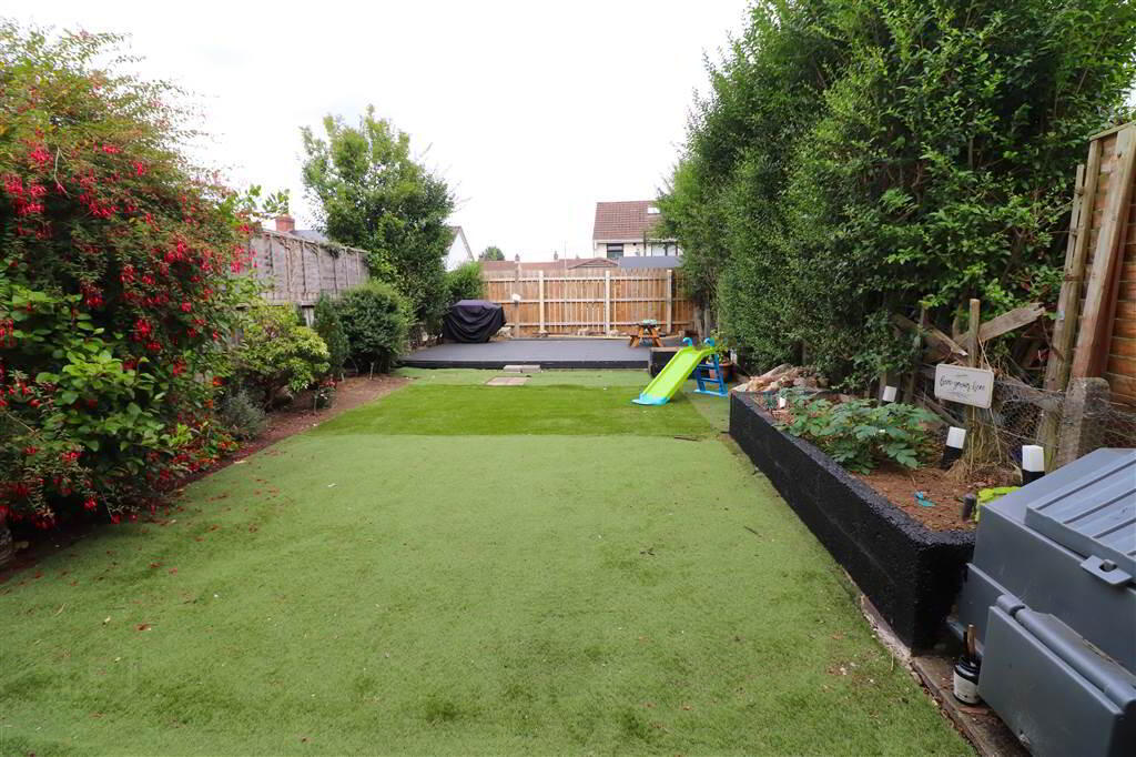 7 Hillview Avenue 9 of 9