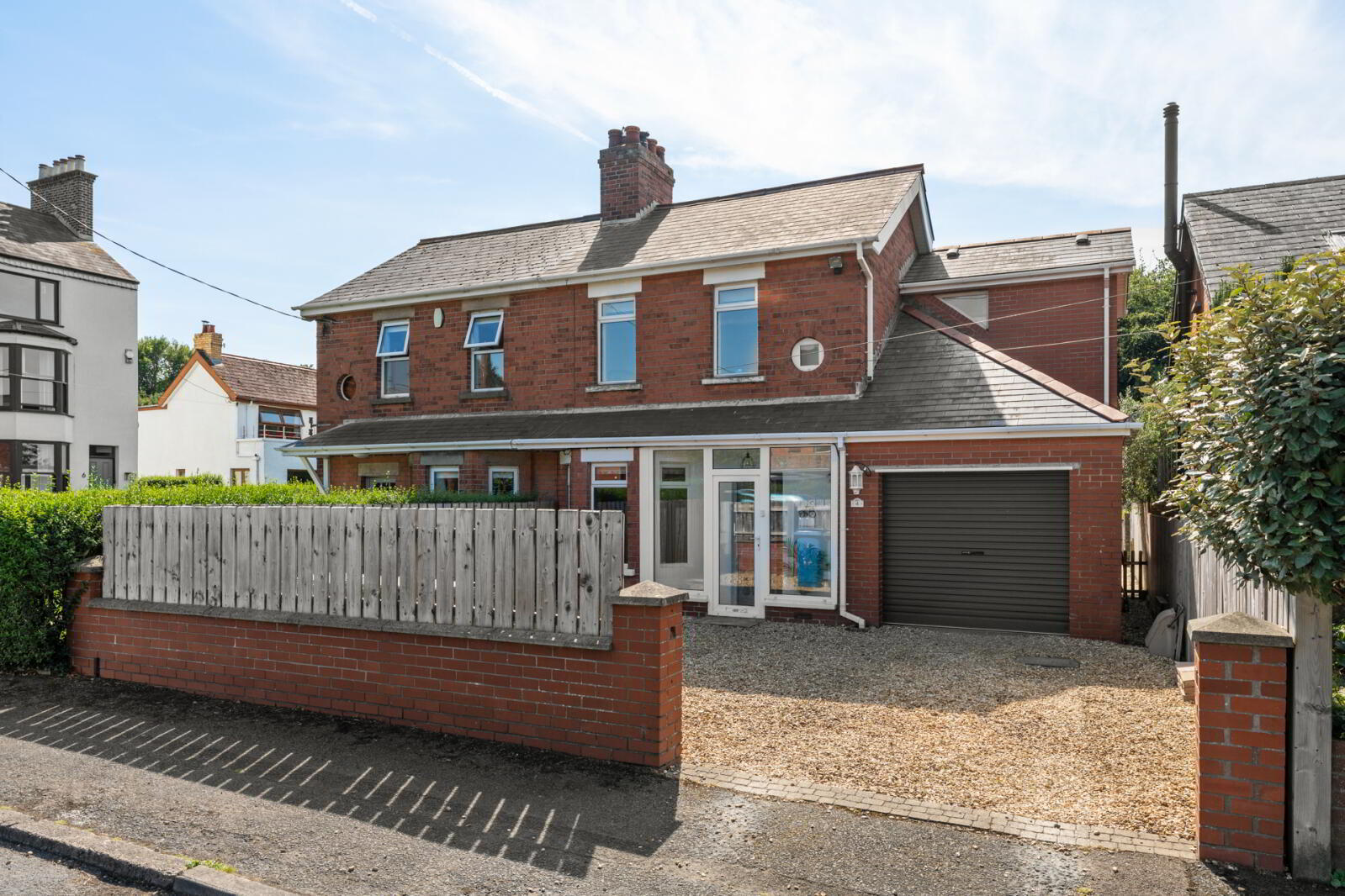 4 Seapark Avenue 1 of 38