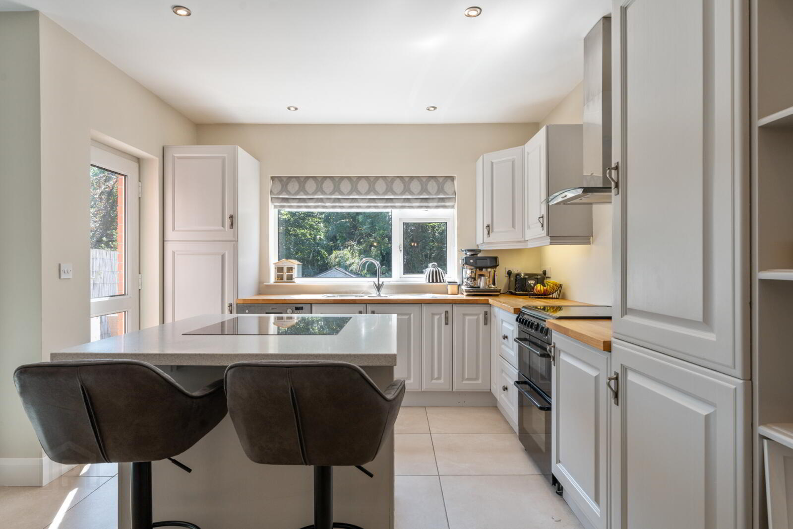 4 Seapark Avenue 12 of 38