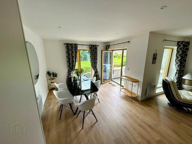 Apt 10, Riverview Court 15 of 25