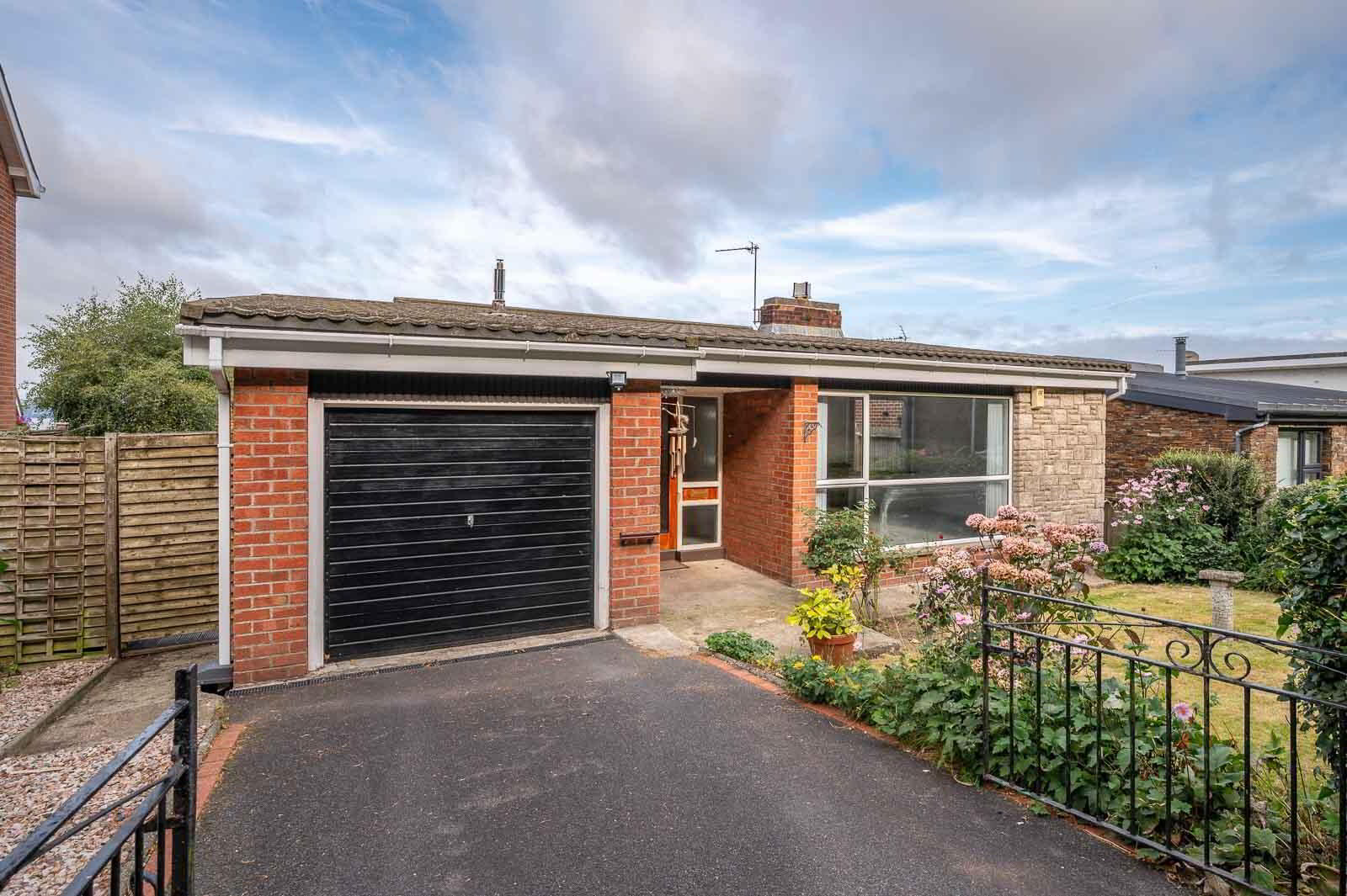 5 Kintyre Avenue 1 of 22