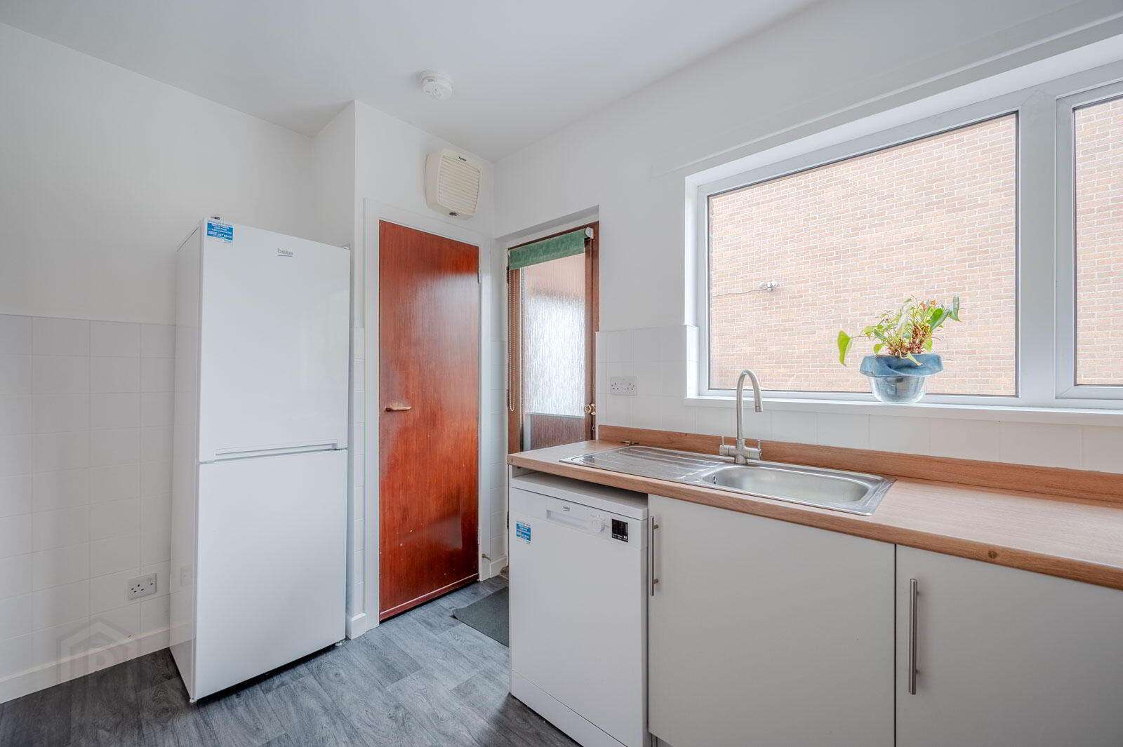 5 Kintyre Avenue 11 of 22