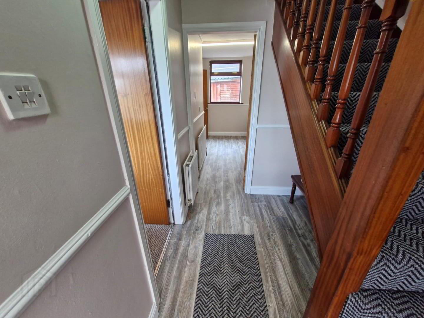 property description image