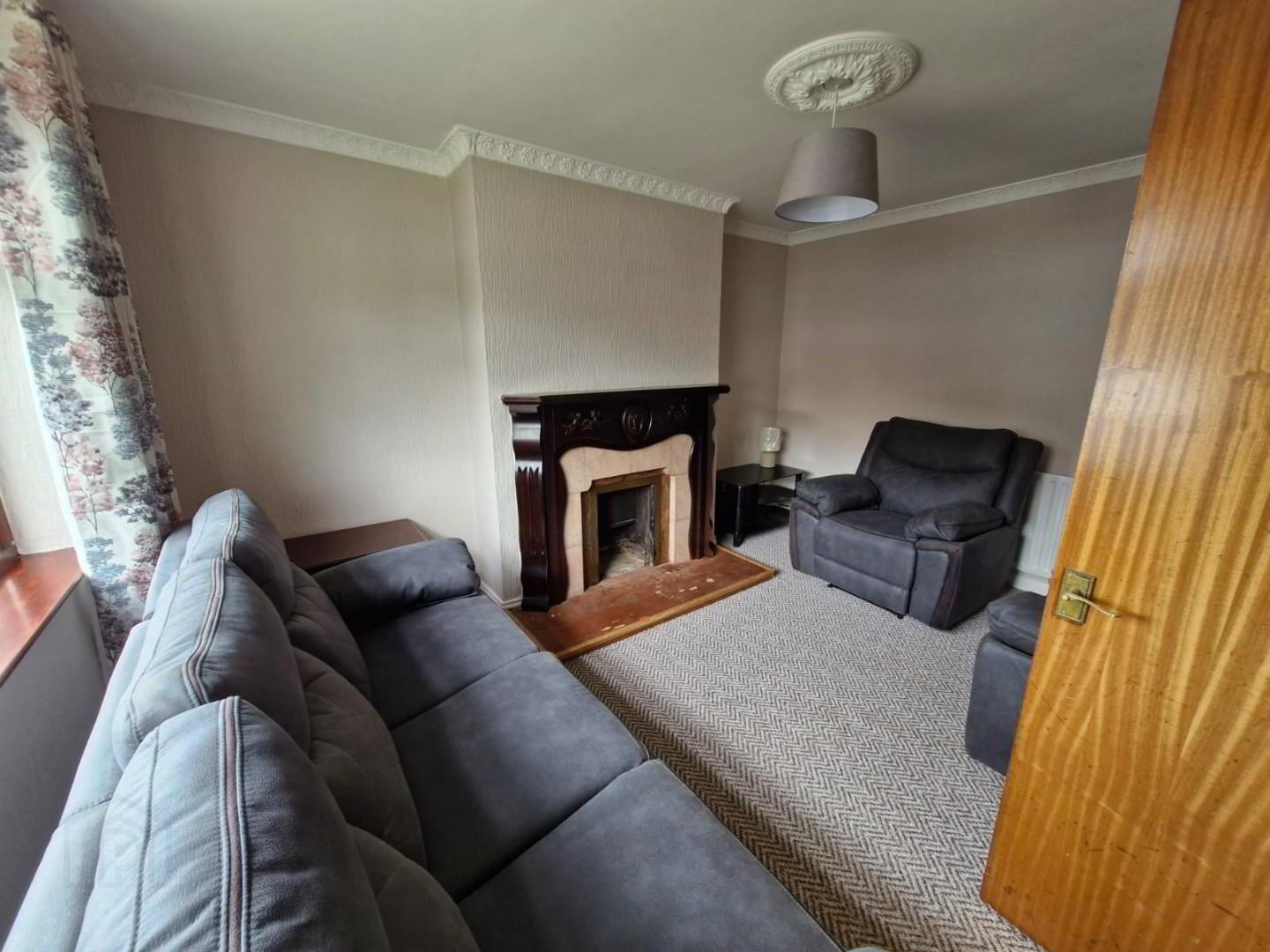 28 Monaghan Row 3 of 18