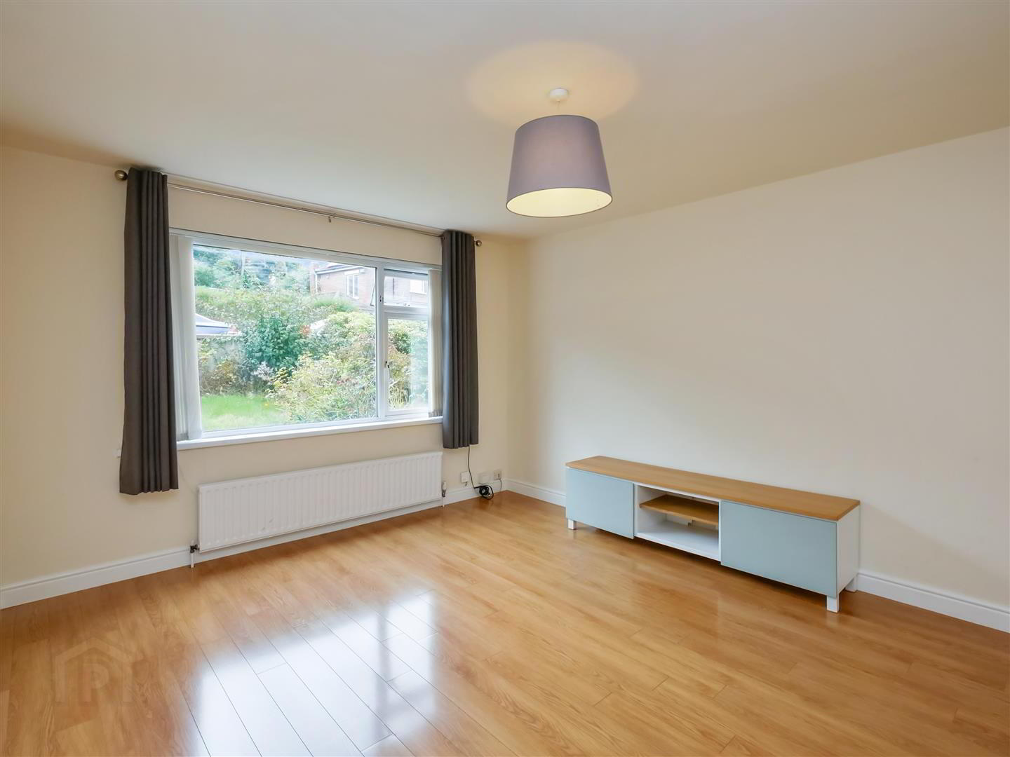 18 Burnside Avenue 4 of 26
