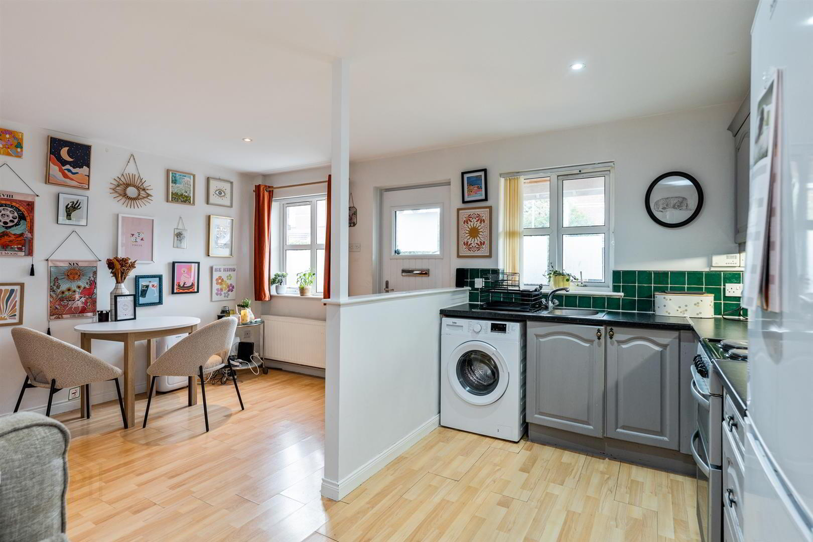 31 Whitethorn Avenue 8 of 20