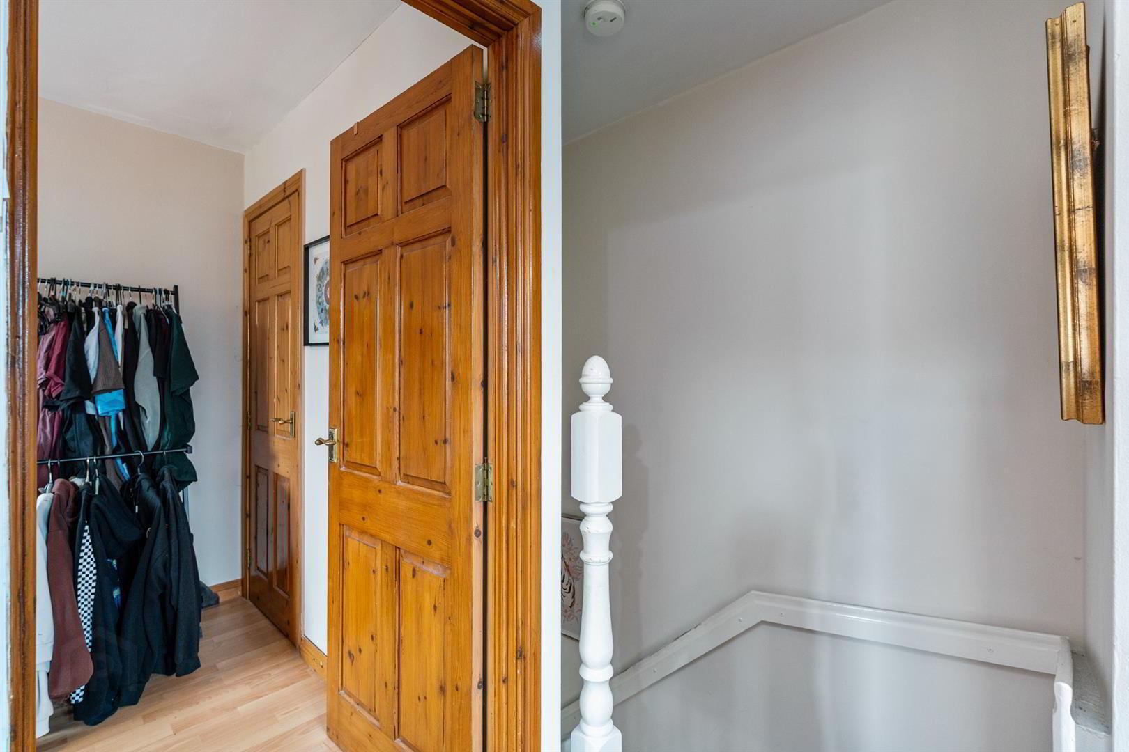 31 Whitethorn Avenue 13 of 20