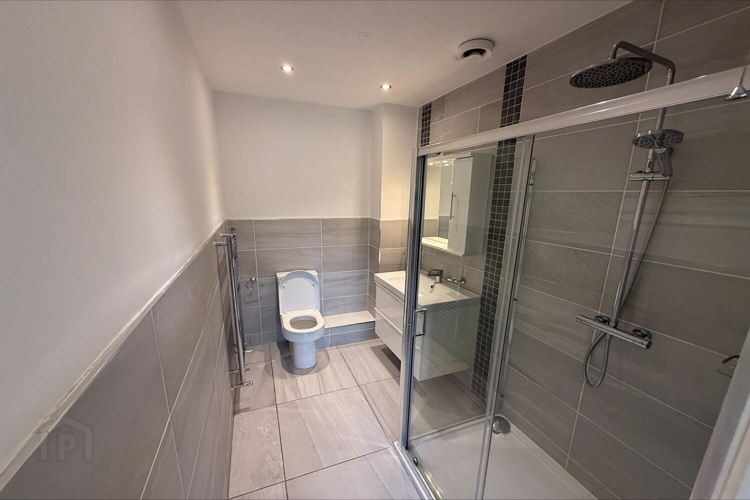 Flat 3, 32a Deramore Park 17 of 22