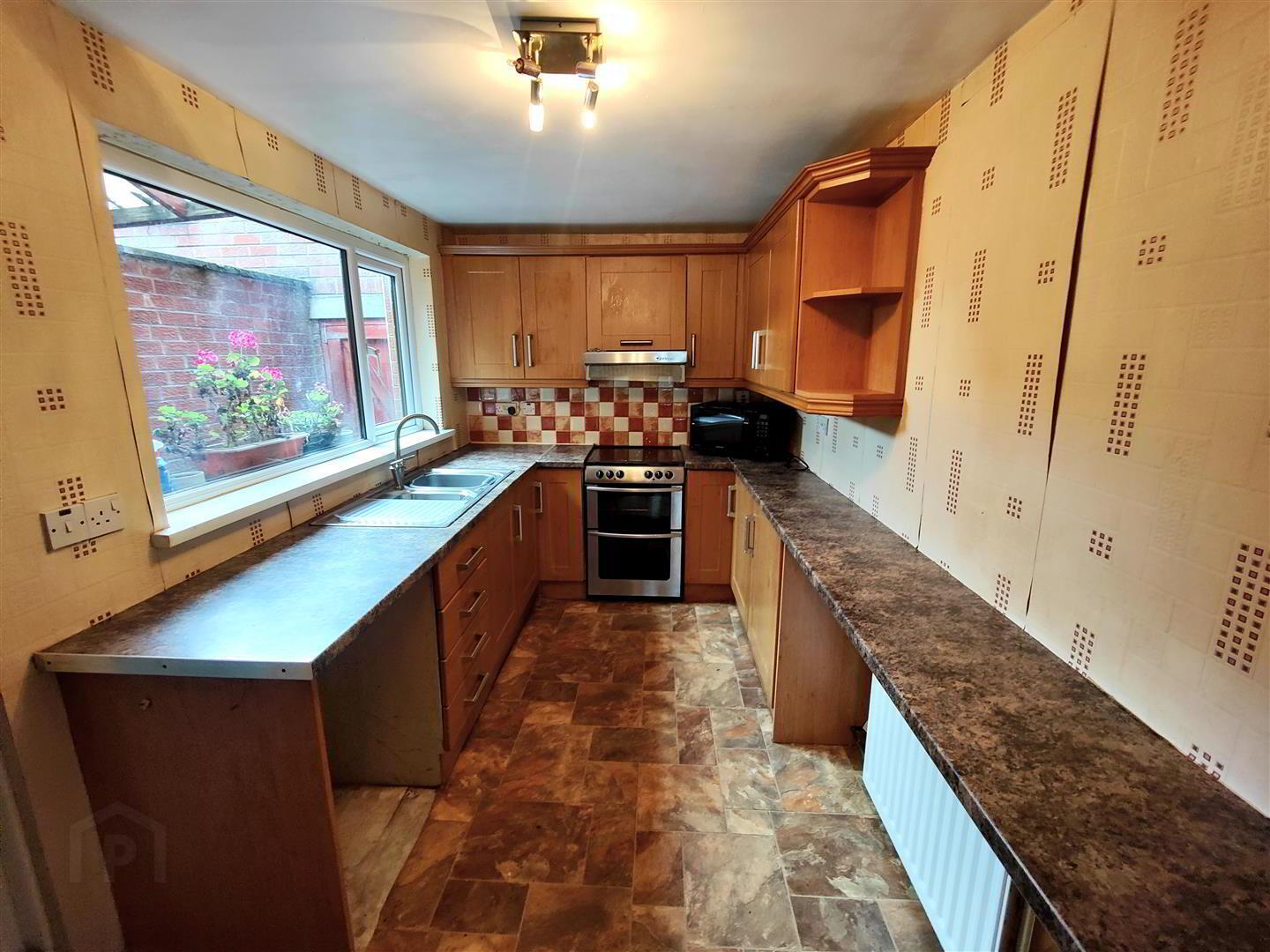 42 Woodvale Street 8 of 20