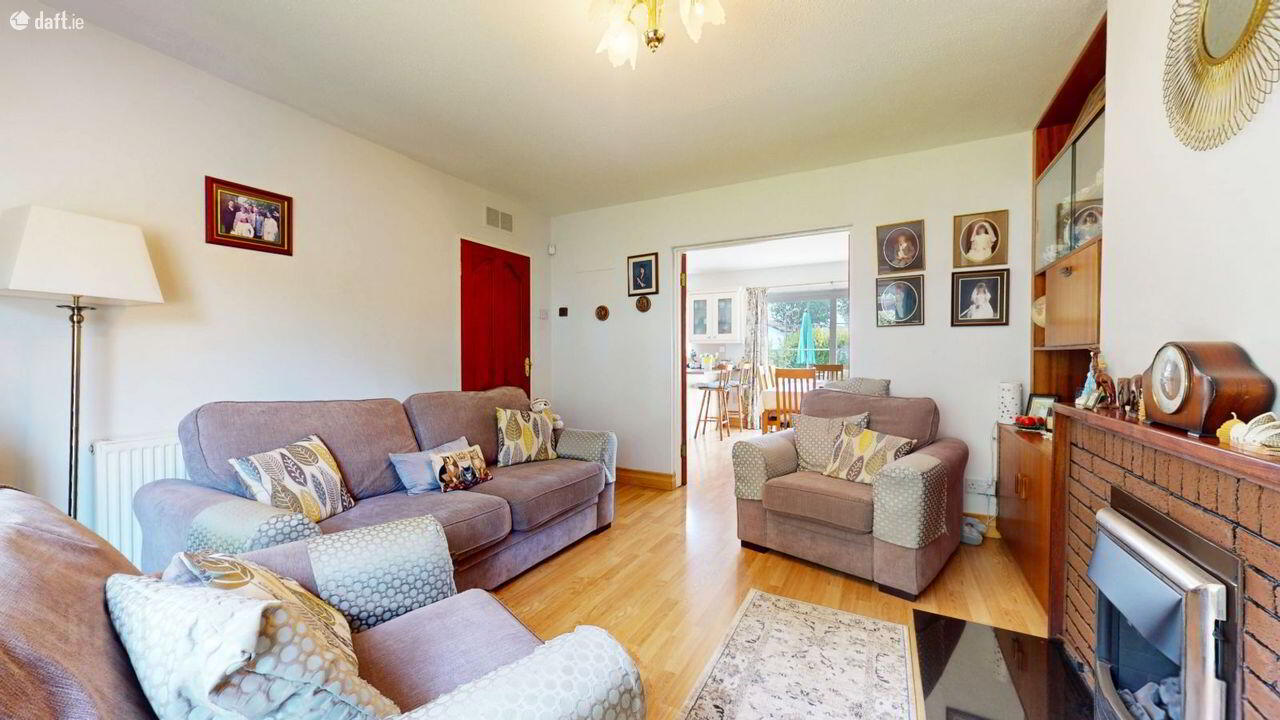 7 Blunden Drive 3 of 26