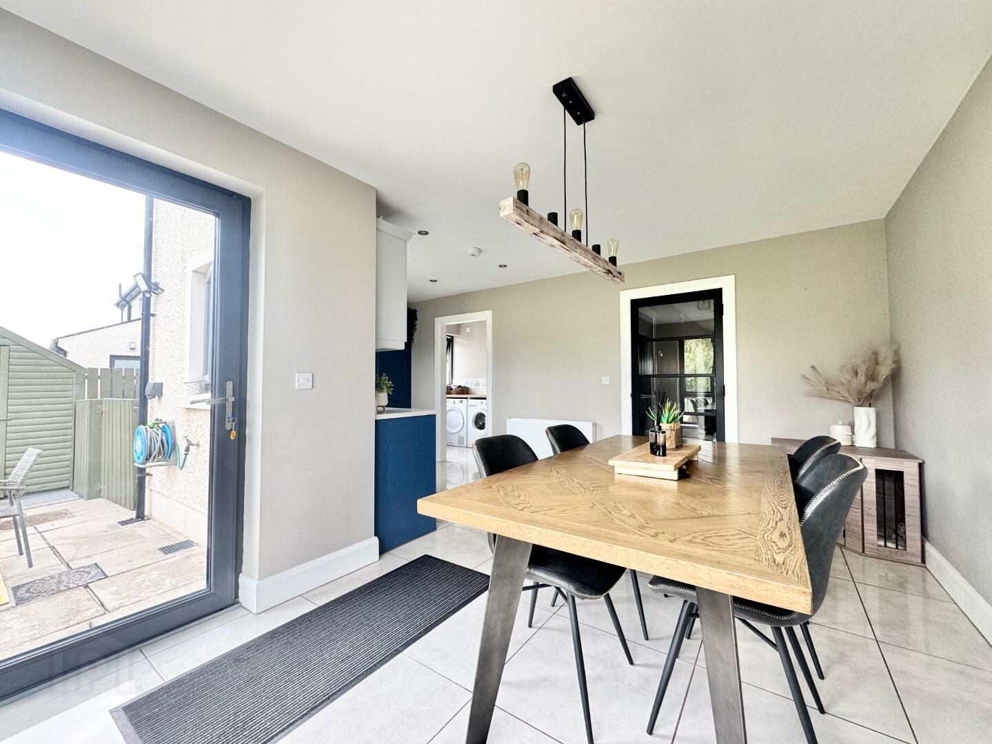 28 Highfield Drive 9 of 24