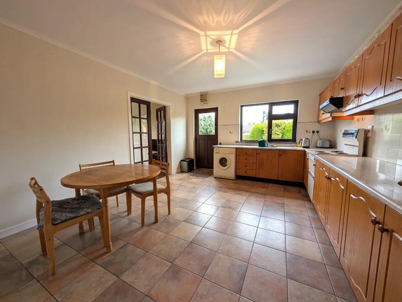 9 Ash Grove 13 of 20