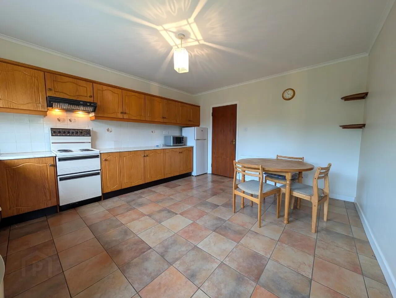 9 Ash Grove 15 of 20