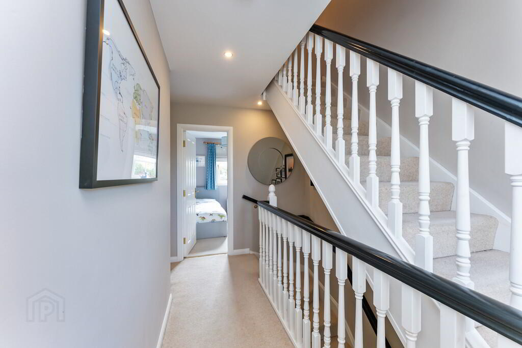 127 Ballantine Gardens 10 of 20