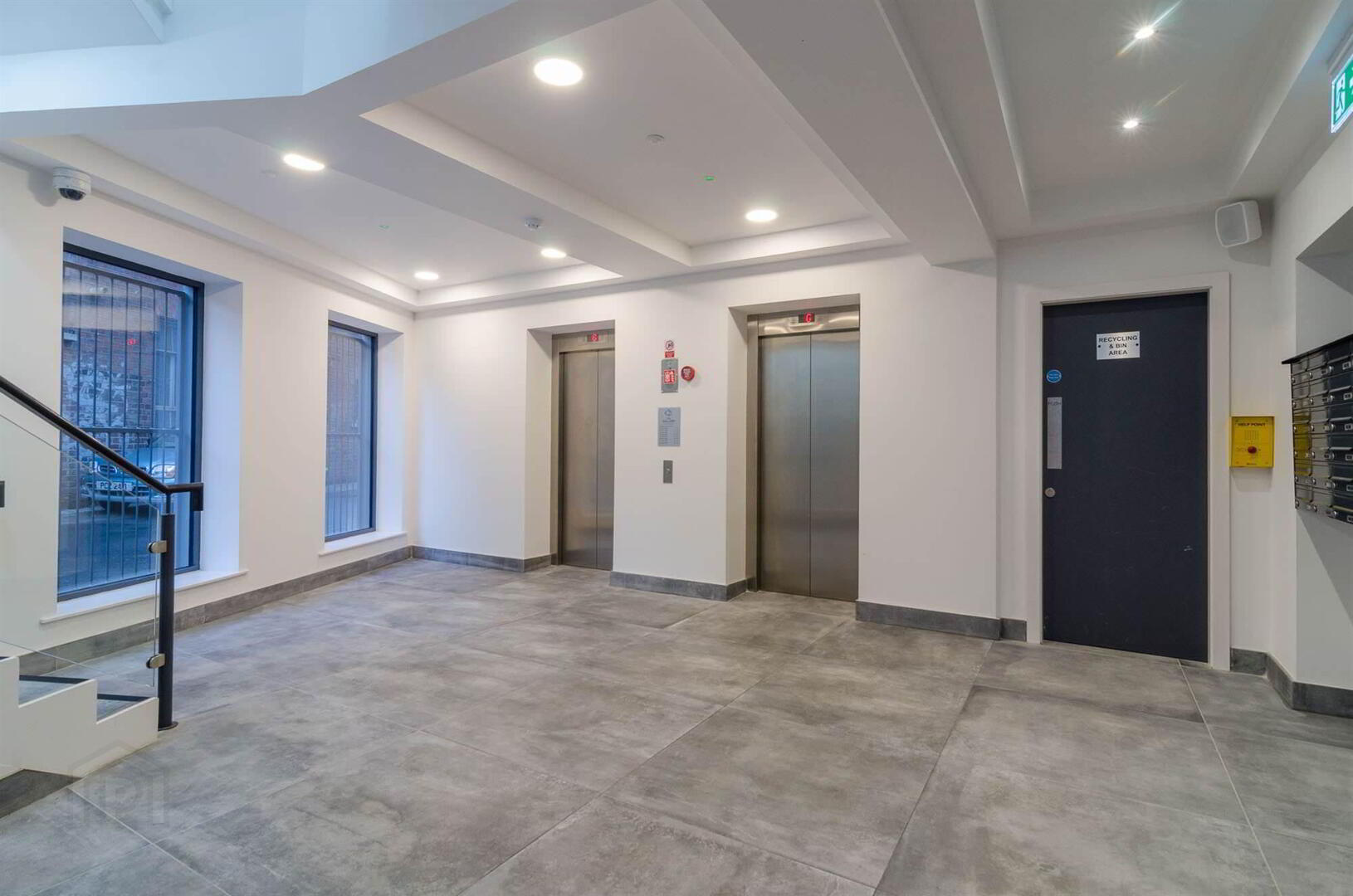 property description image