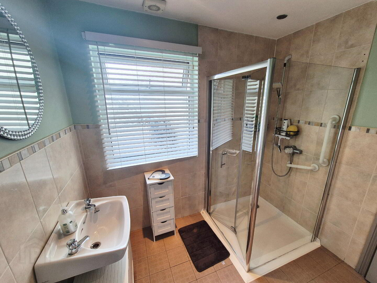 9 Windsor Place 8 of 17