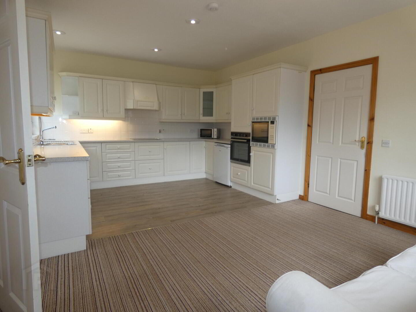 10 Grange Road 12 of 32