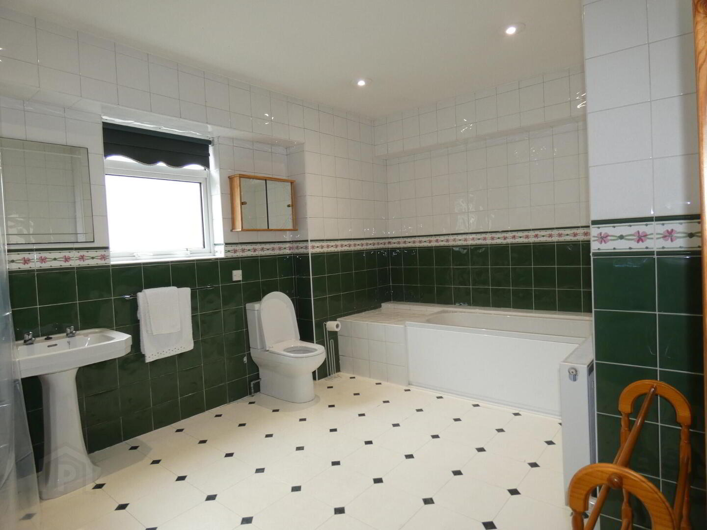 10 Grange Road 21 of 32