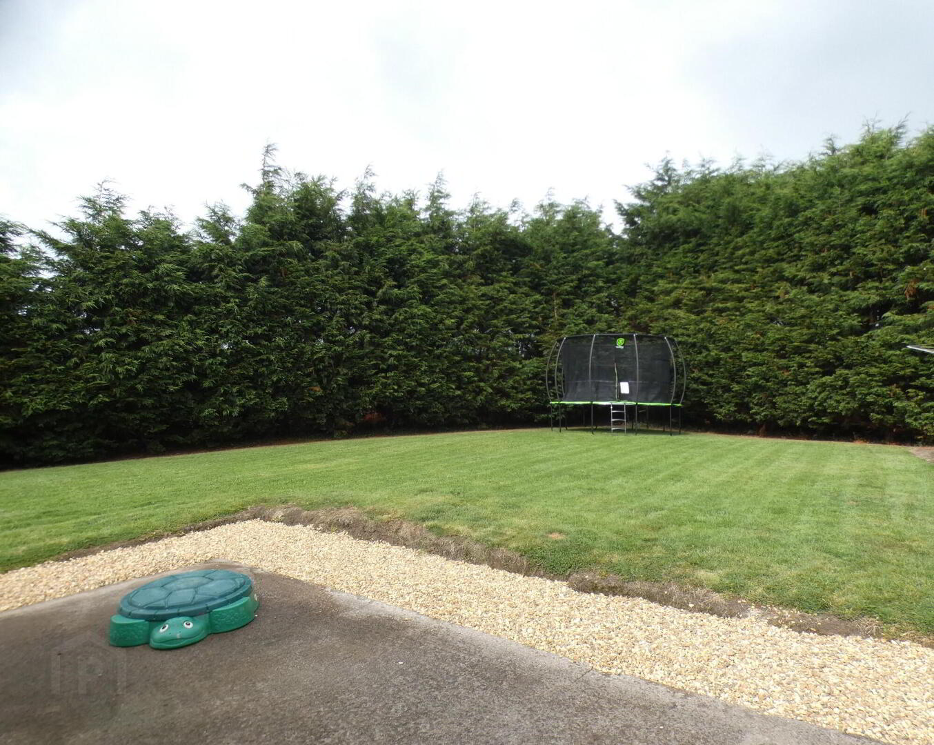 162 Curragh Road 4 of 35