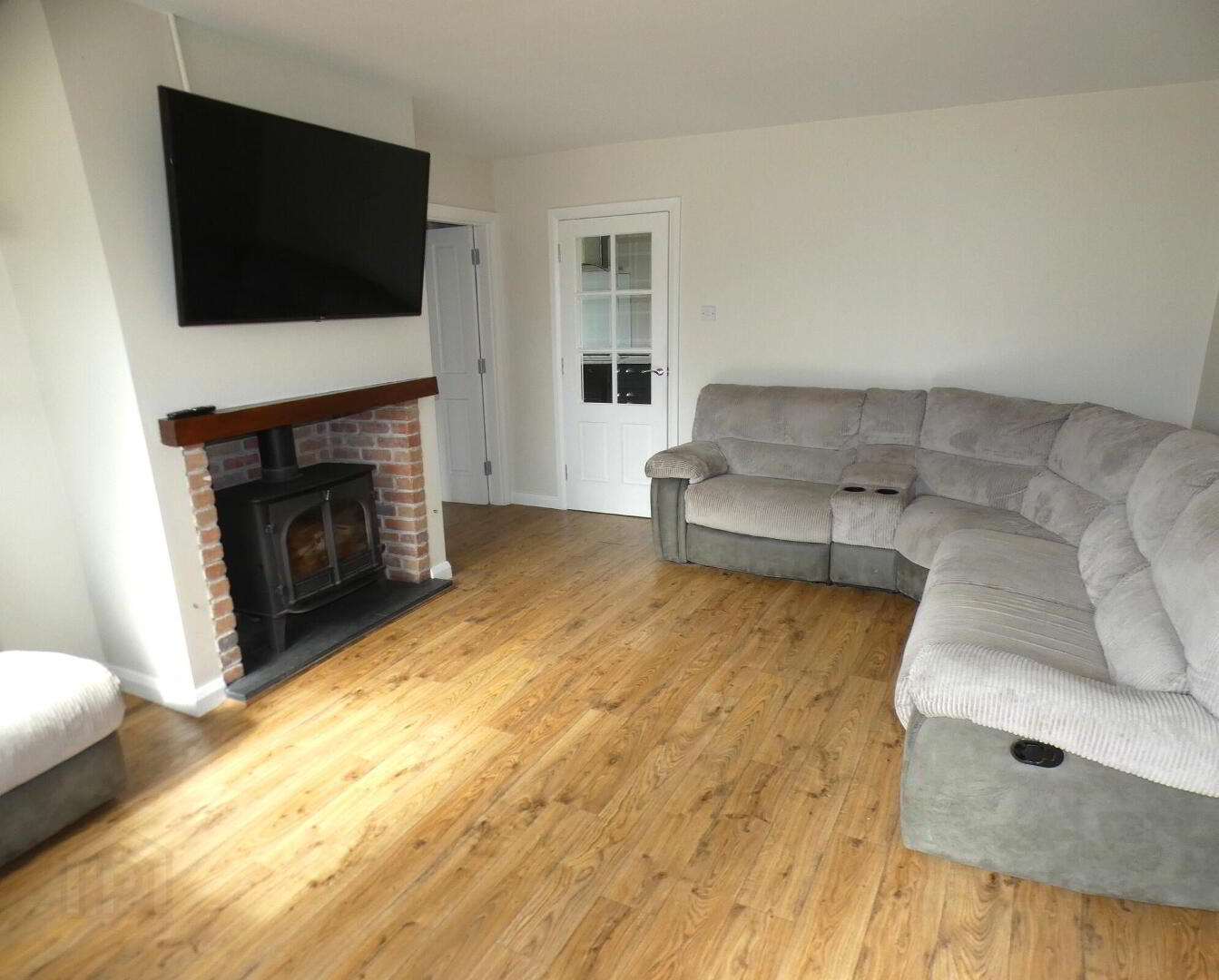 162 Curragh Road 14 of 35