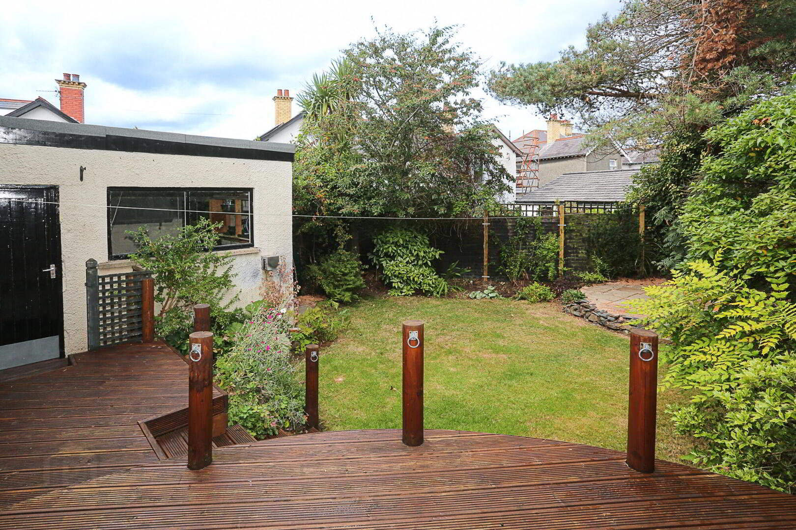 1 Windmill Road 5 of 27