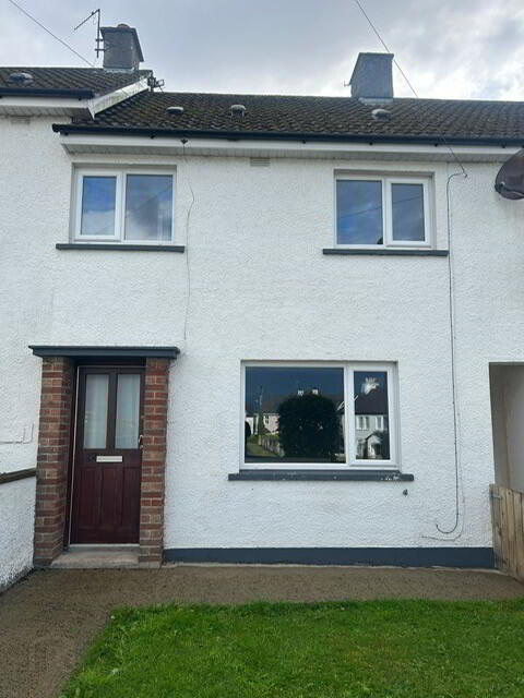 12 Moyle View 1 of 14