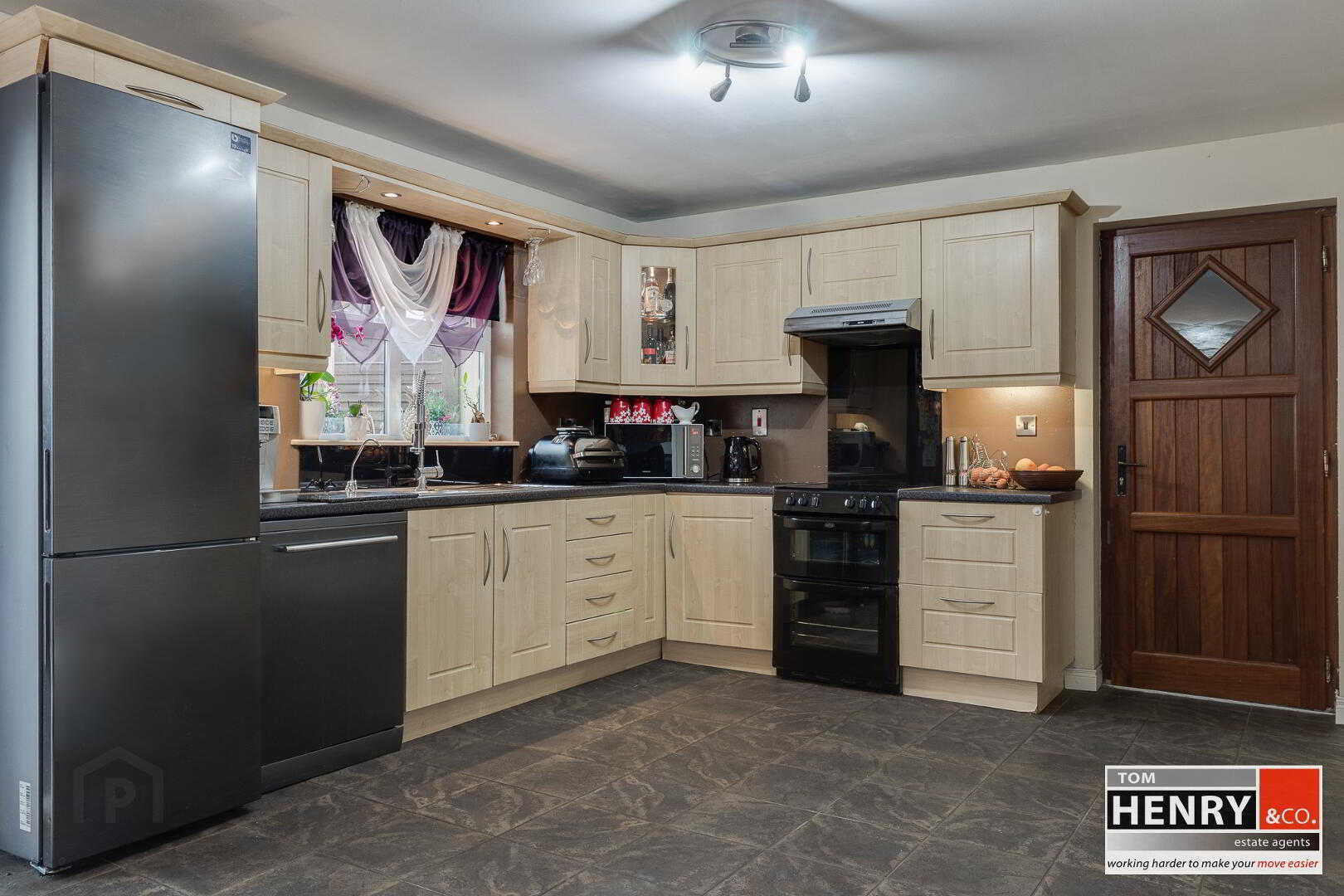 23 Chestnut Grove 13 of 32