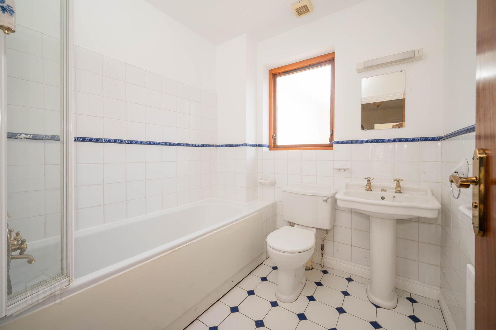 26 Laganvale Manor 13 of 15